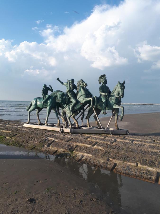Vakantiehuis 6 Pers, Oostduinkerke Aan Zee Koksijde Exteriér fotografie